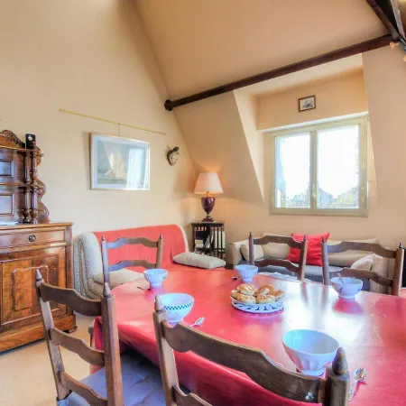 Marie Antoinette-2 By Interhome Apartment